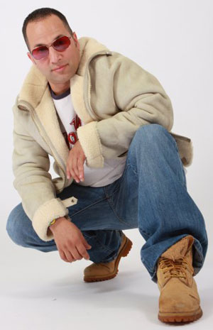 Etan_Profile_Pic_300